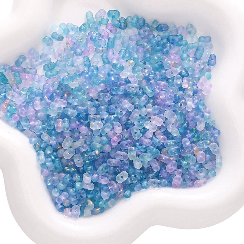 12-Color Peanut-Shaped Beads