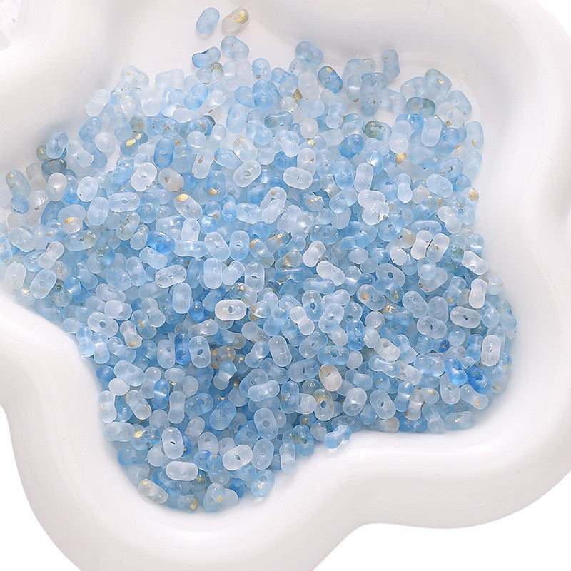 12-Color Peanut-Shaped Beads